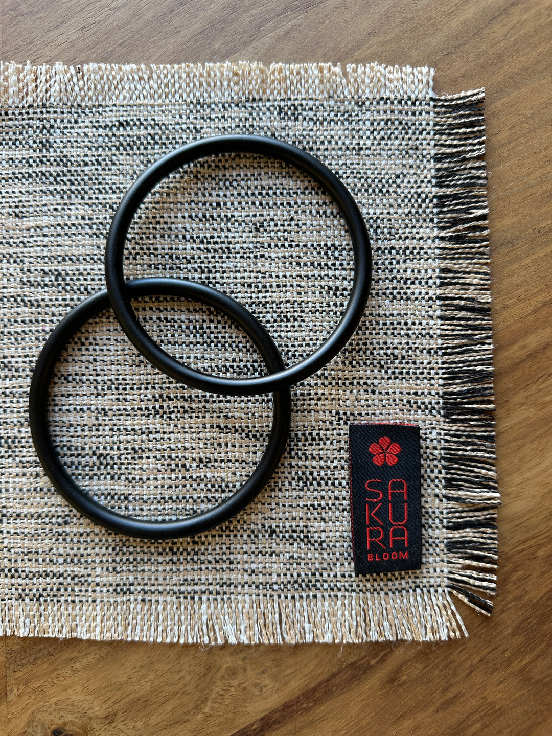 BLACKOUT Solstice Silk Ring Sling