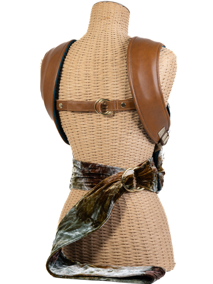 Mr. Blue Skye, Vol. VIII Walnut Leather Scout