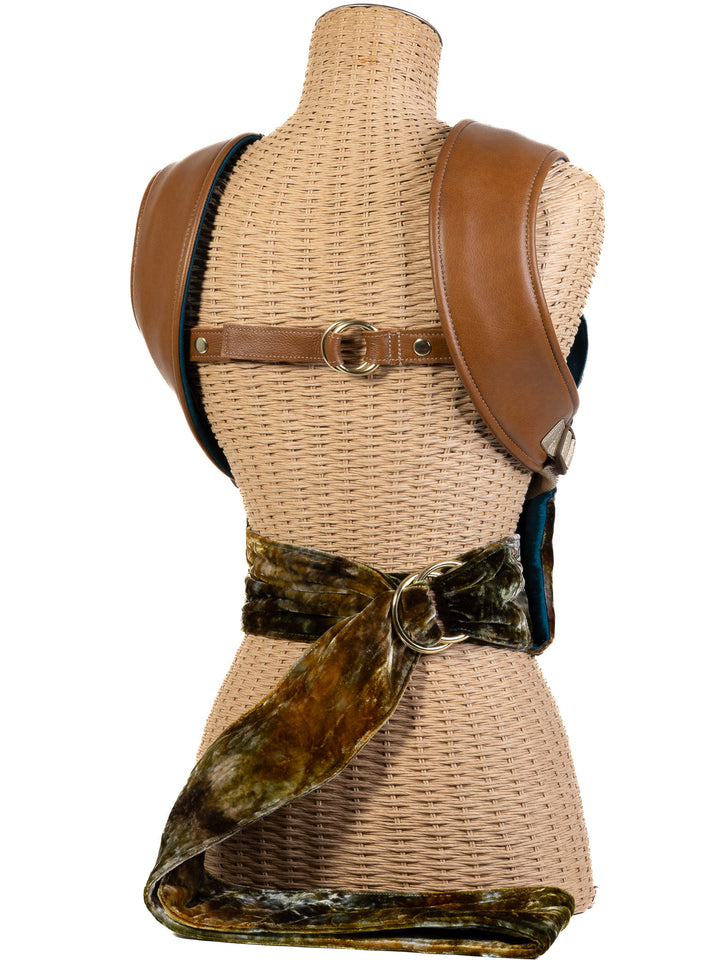 Mr. Blue Skye, Vol. VIII Walnut Leather Scout